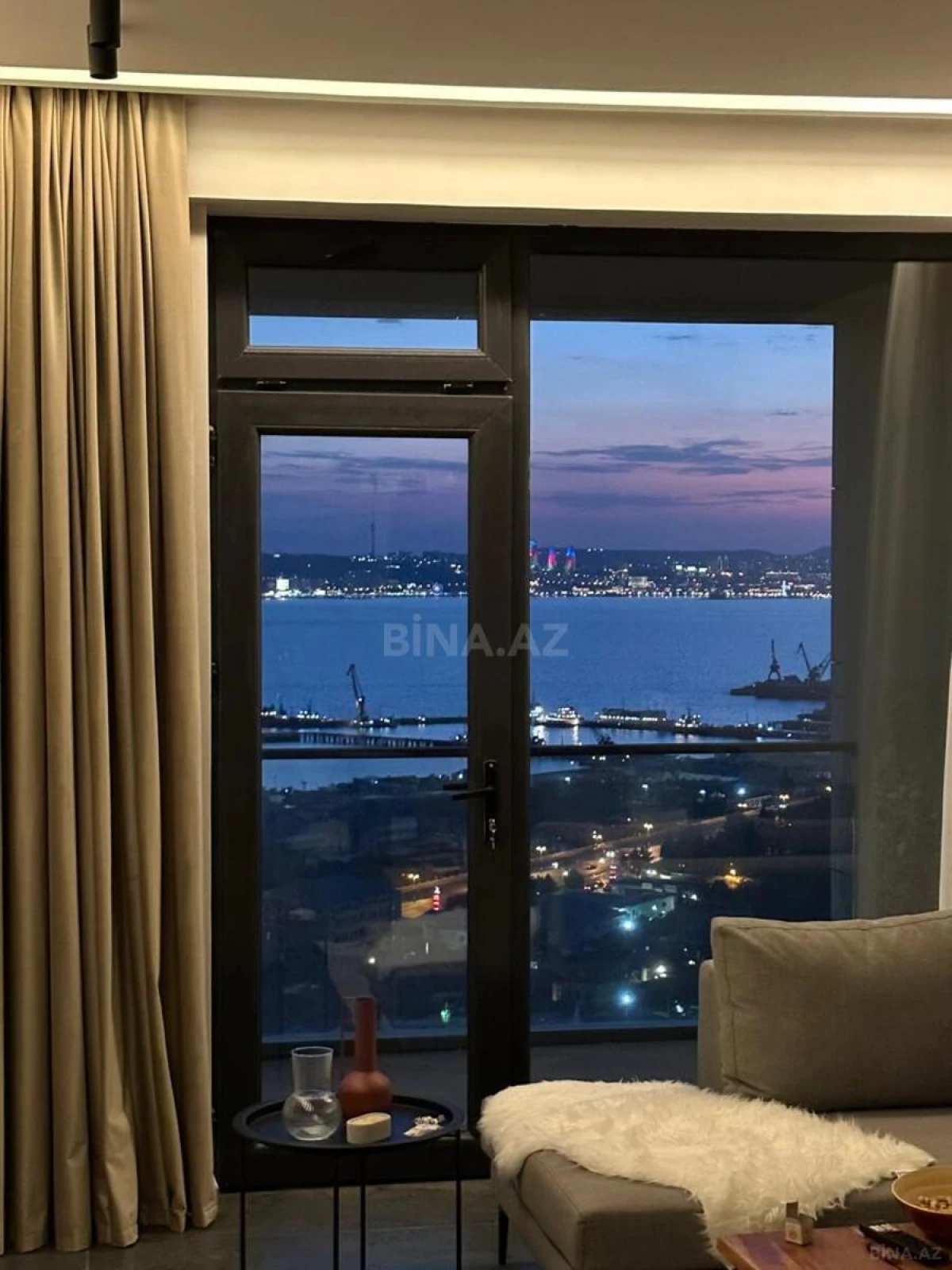 Satılır 3 otaqlı mənzil 87 m²