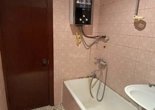 Kirayə verilir 5 otaqlı mənzil 65 m²