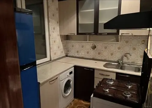 Kirayə verilir 5 otaqlı mənzil 65 m²