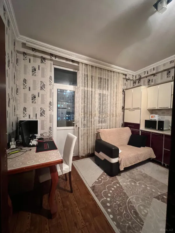 Satılır 2 otaqlı mənzil 67 m²