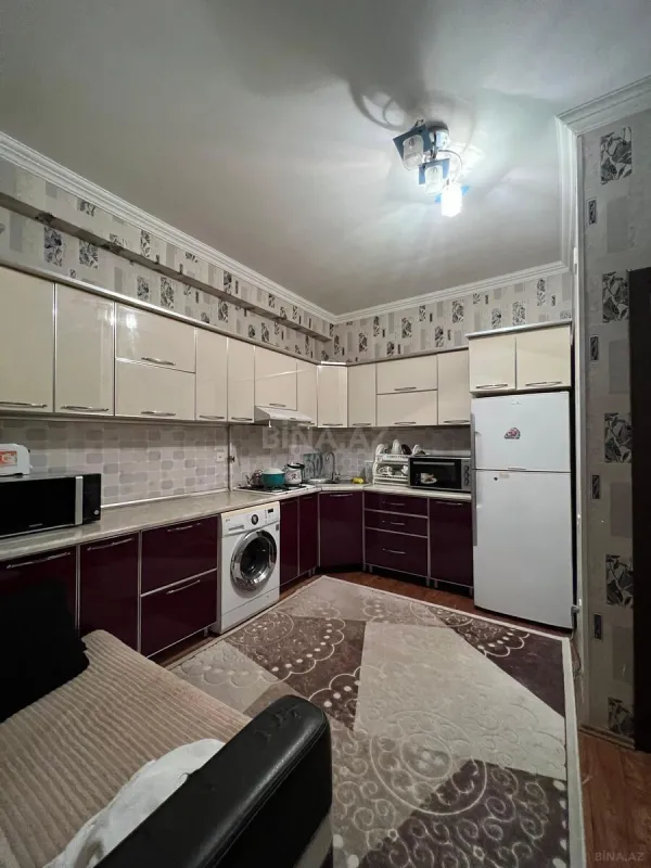 Satılır 2 otaqlı mənzil 67 m²