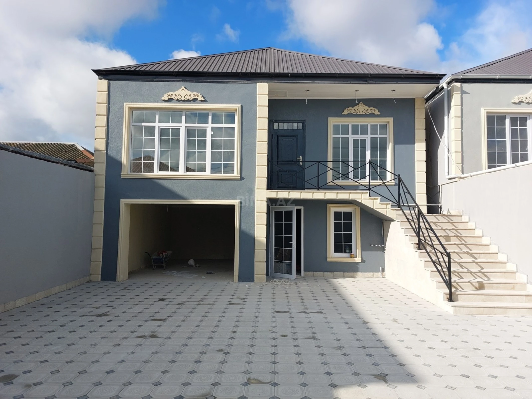 Satılır 4 otaqlı həyət evi 145 m²