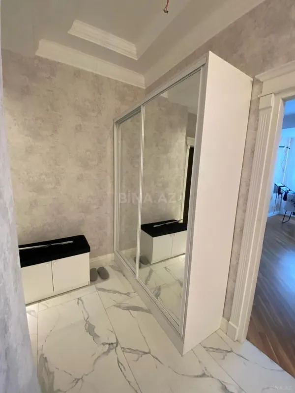 Satılır 3 otaqlı mənzil 110 m²