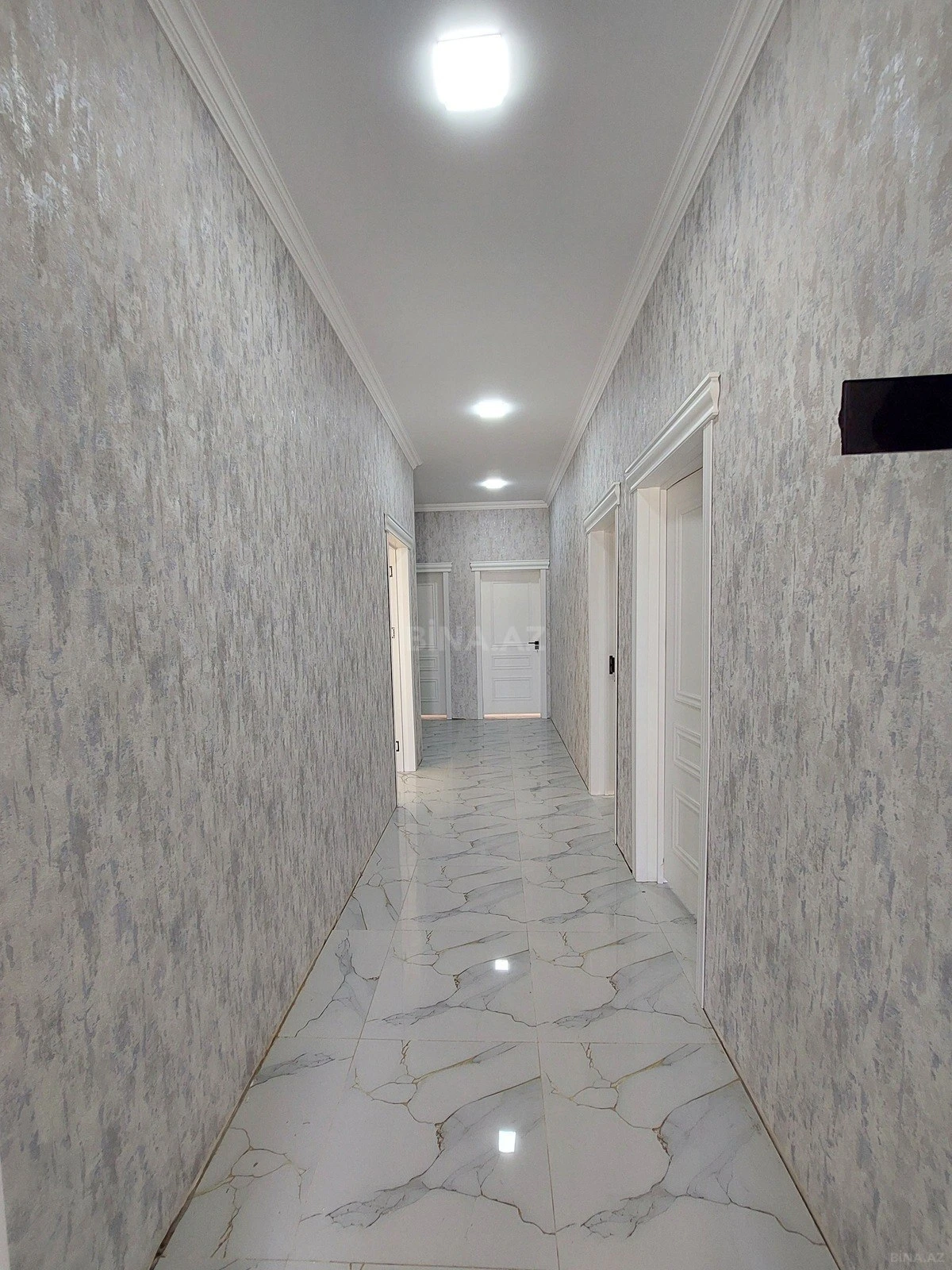 Satılır 4 otaqlı həyət evi 145 m²