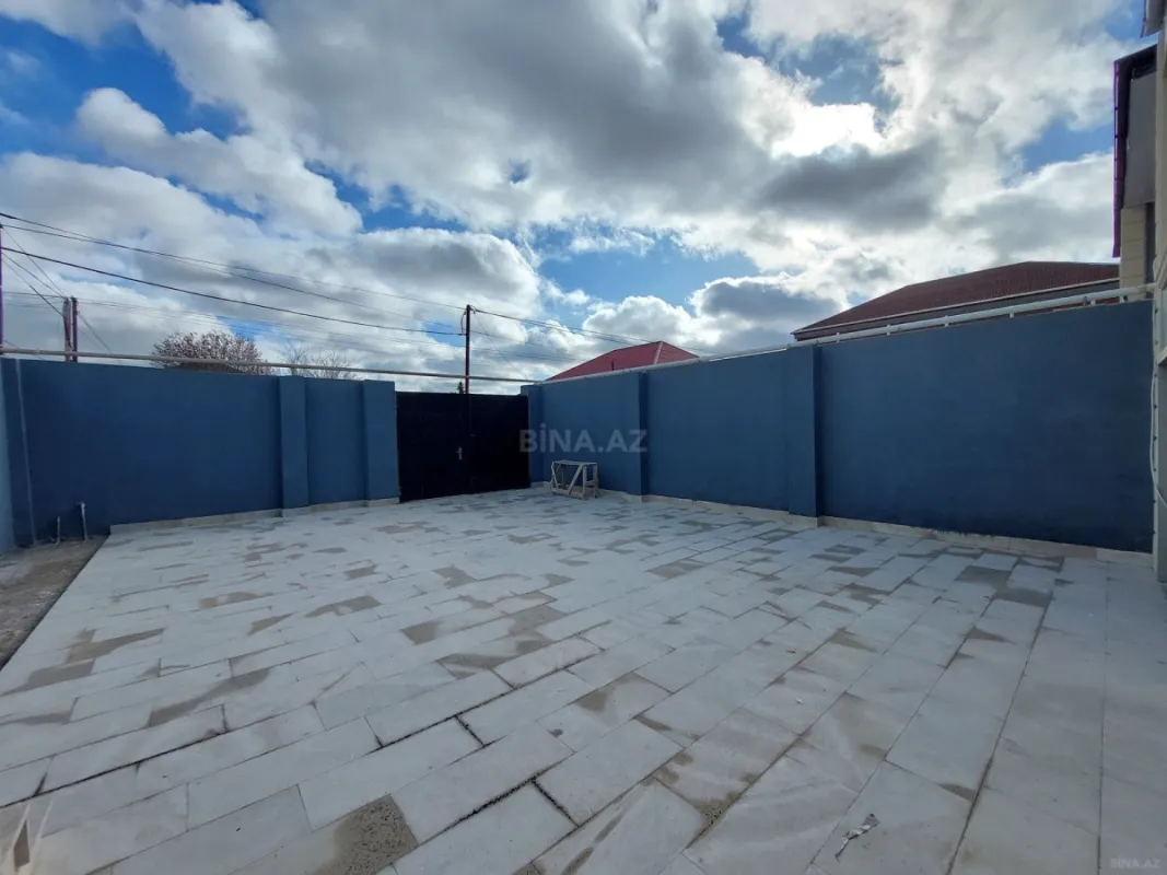 Satılır 4 otaqlı həyət evi 145 m²