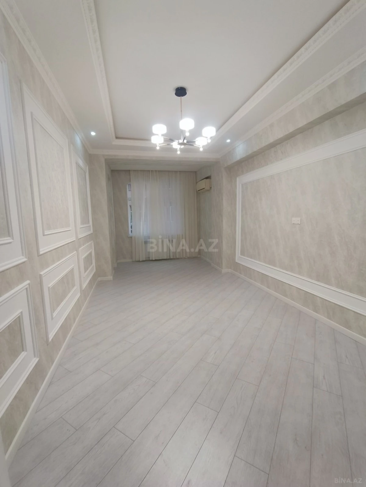 Satılır 2 otaqlı mənzil 65 m²