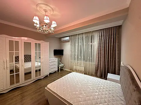 Kirayə verilir 3 otaqlı mənzil 80 m² — Bakı, İnşaatçılar 3 otaq 80.00 m²