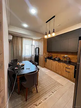 Satılır 2 otaqlı mənzil 55 m² — Bakı, İnşaatçılar 2 otaq 55.00 m²