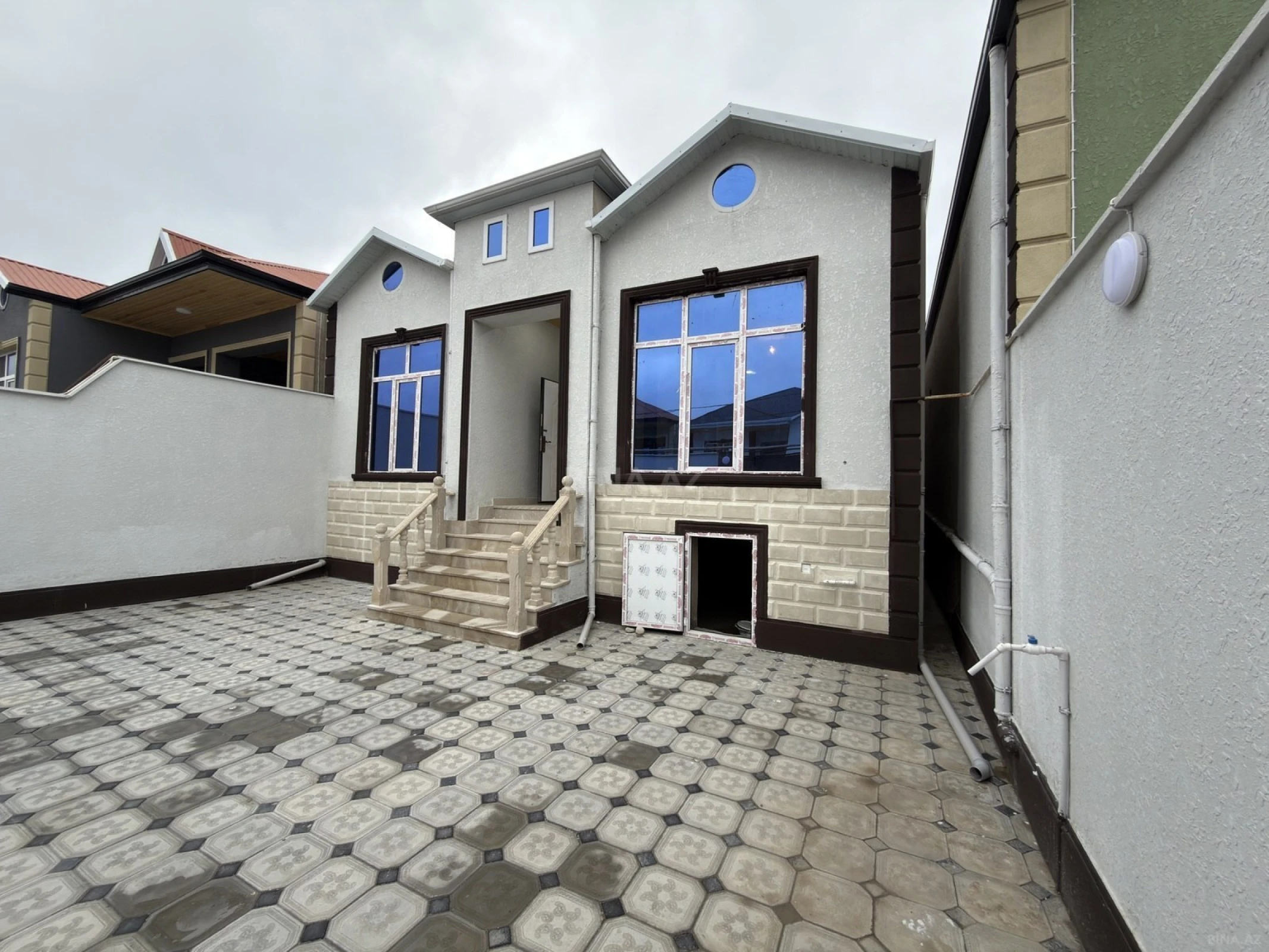 Satılır 3 otaqlı həyət evi 100 m²