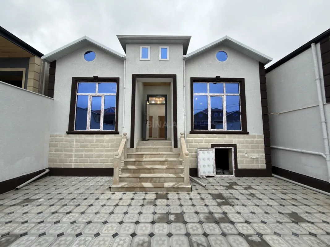 Satılır 3 otaqlı həyət evi 100 m²