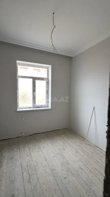 Satılır 4 otaqlı həyət evi 120 m²