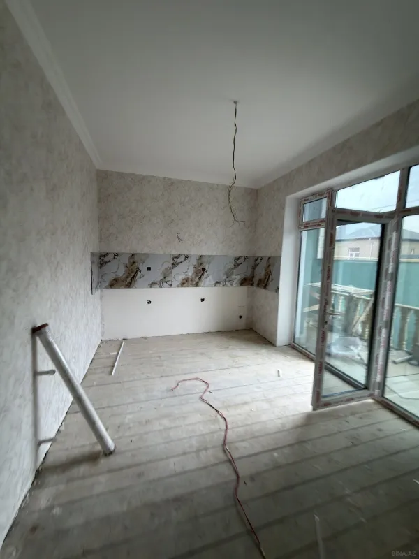 Satılır 4 otaqlı həyət evi 120 m²