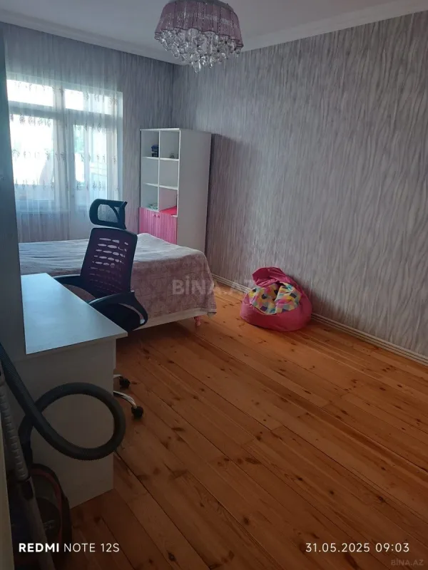 Satılır 4 otaqlı mənzil 110 m²