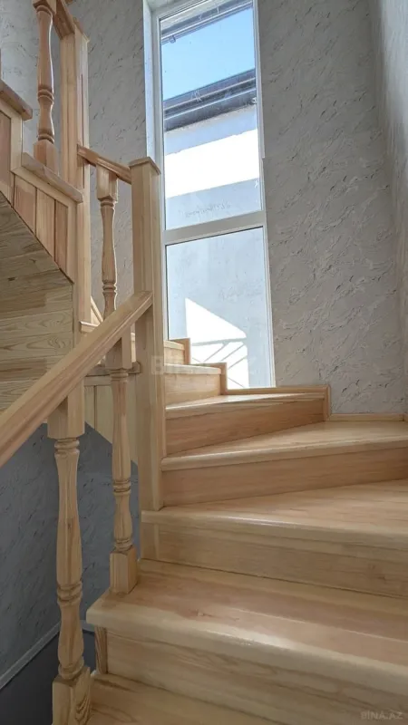 Satılır 5 otaqlı həyət evi 120 m²