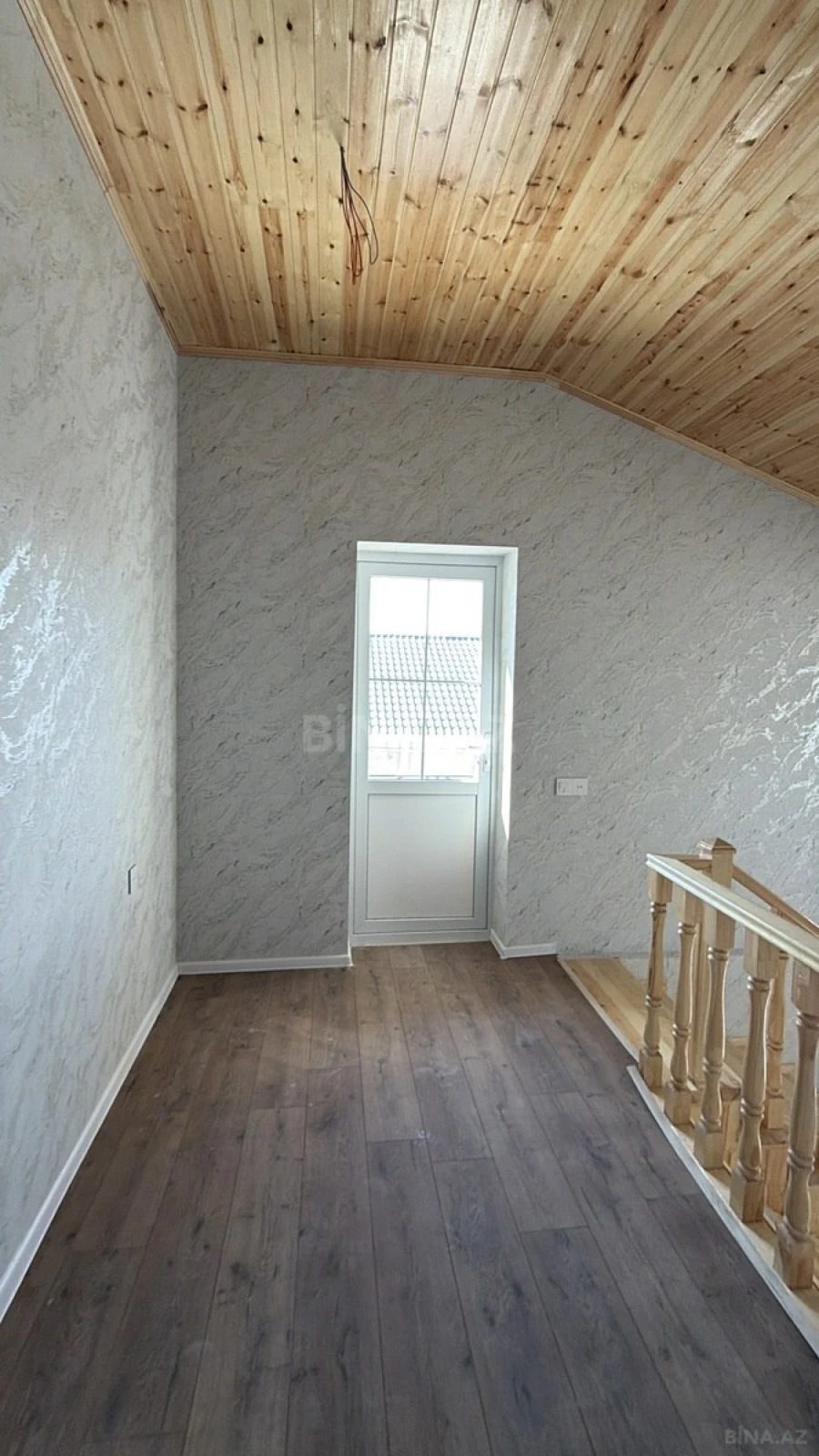 Satılır 5 otaqlı həyət evi 120 m²