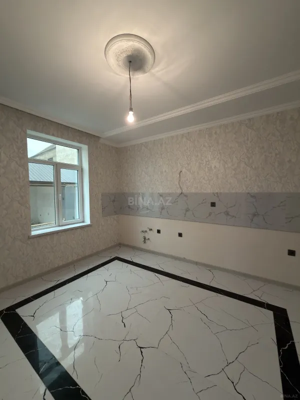Satılır 5 otaqlı həyət evi 150 m²