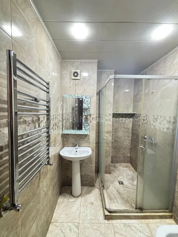 Satılır 2 otaqlı mənzil 41 m²