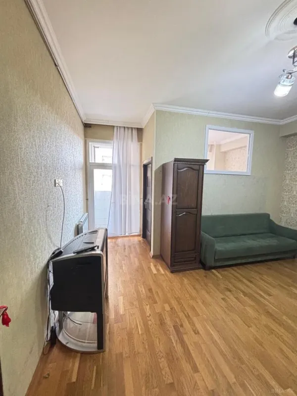 Satılır 2 otaqlı mənzil 41 m²