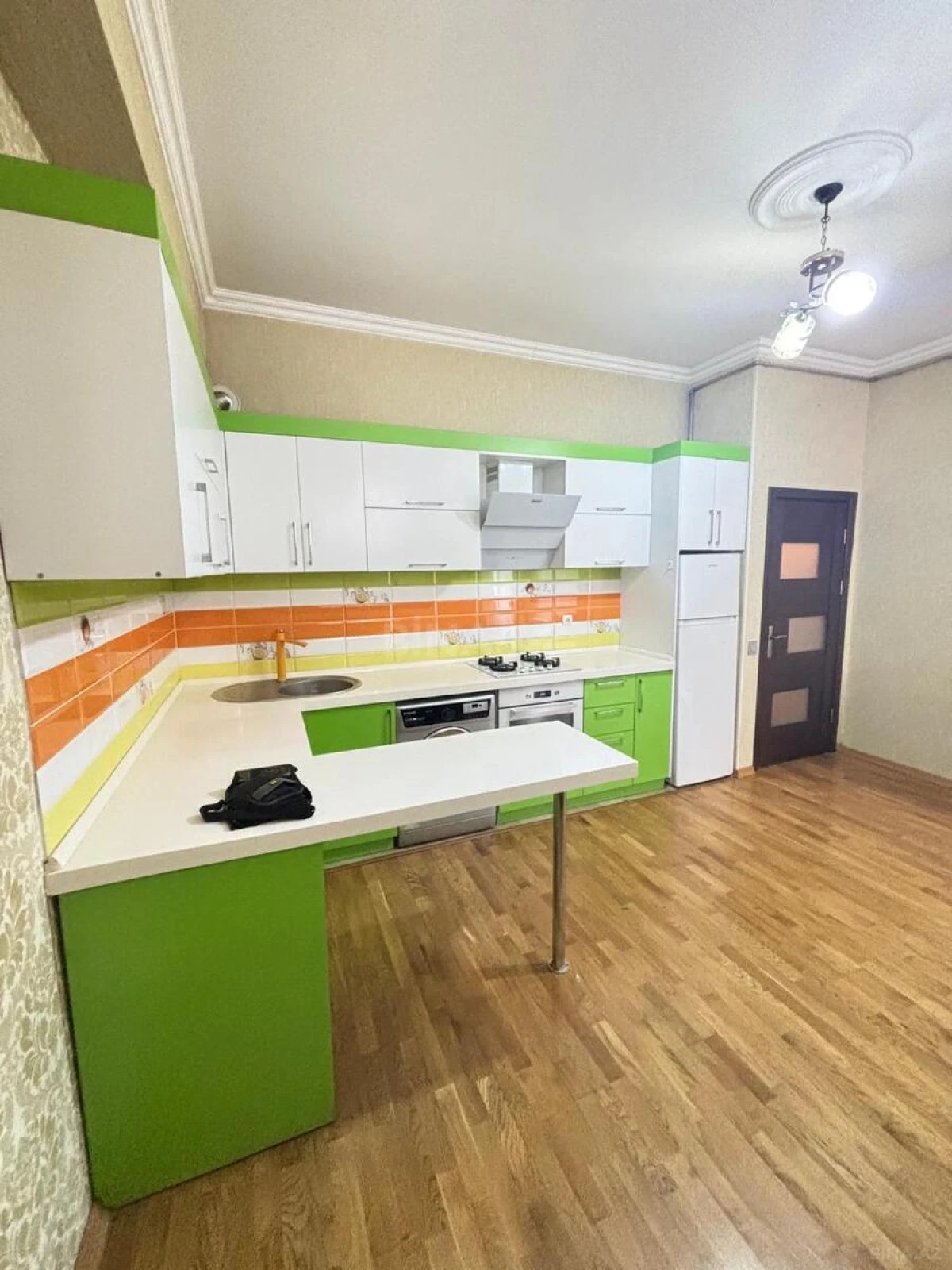 Satılır 2 otaqlı mənzil 41 m²