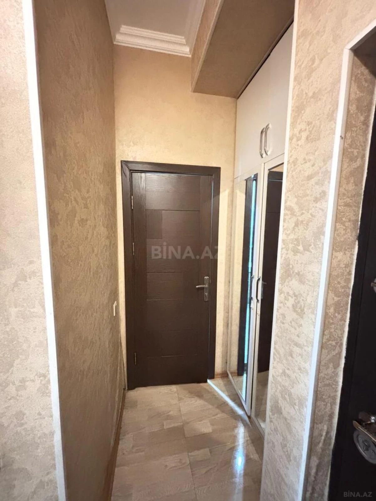 Satılır 2 otaqlı mənzil 41 m²