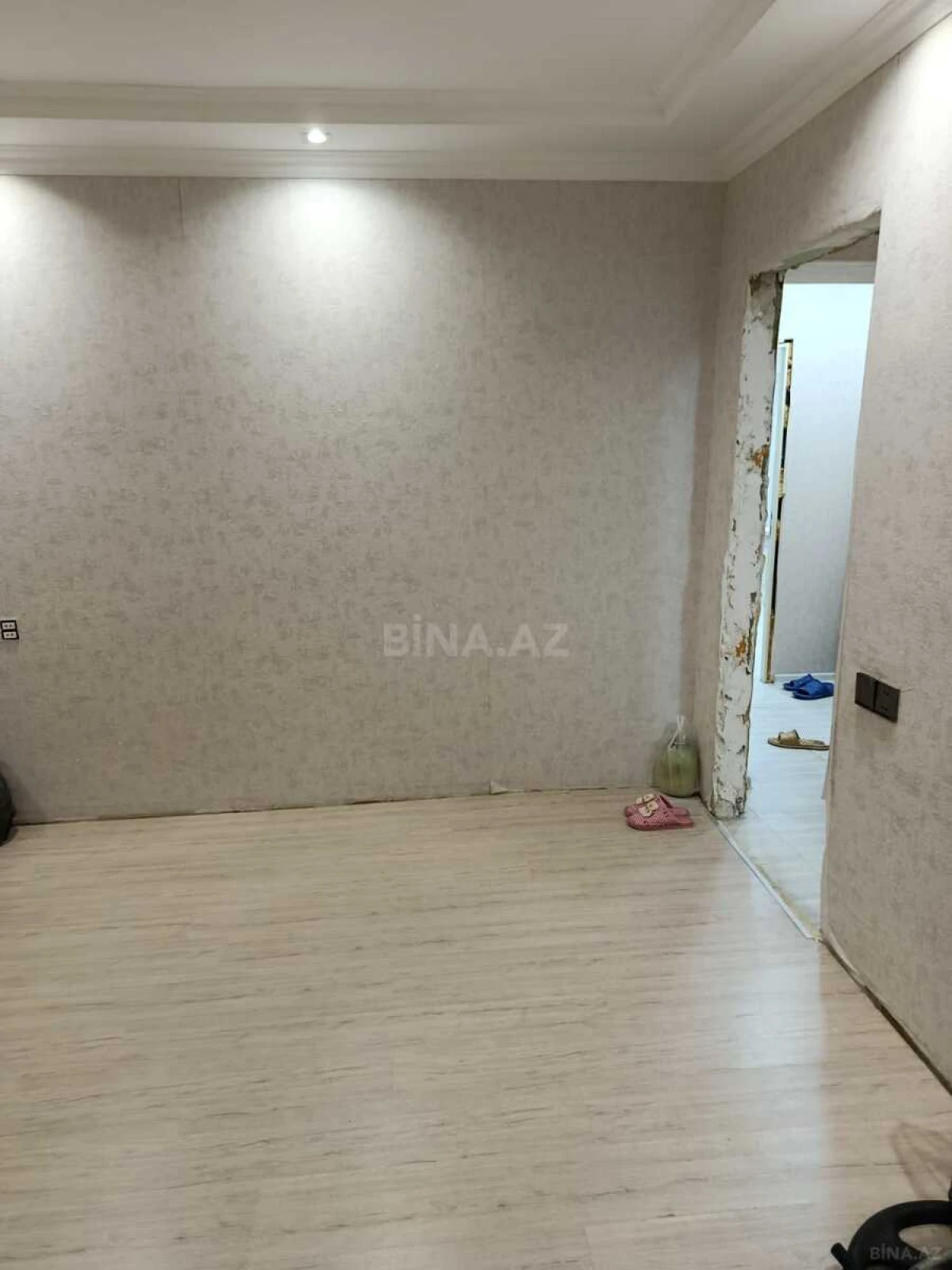 Satılır 4 otaqlı mənzil 85 m²