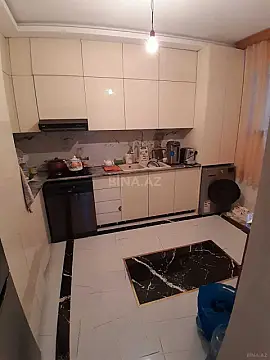 Satılır 6 otaqlı həyət evi 220 m²
