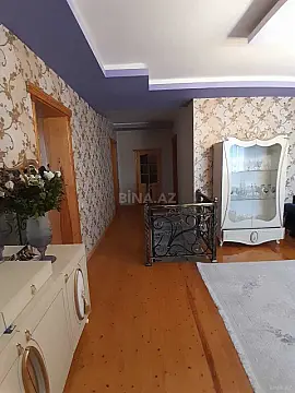 Satılır 6 otaqlı həyət evi 220 m²