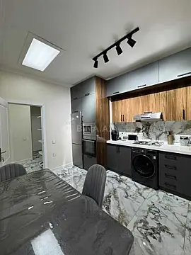 Kirayə verilir 3 otaqlı mənzil 105 m²