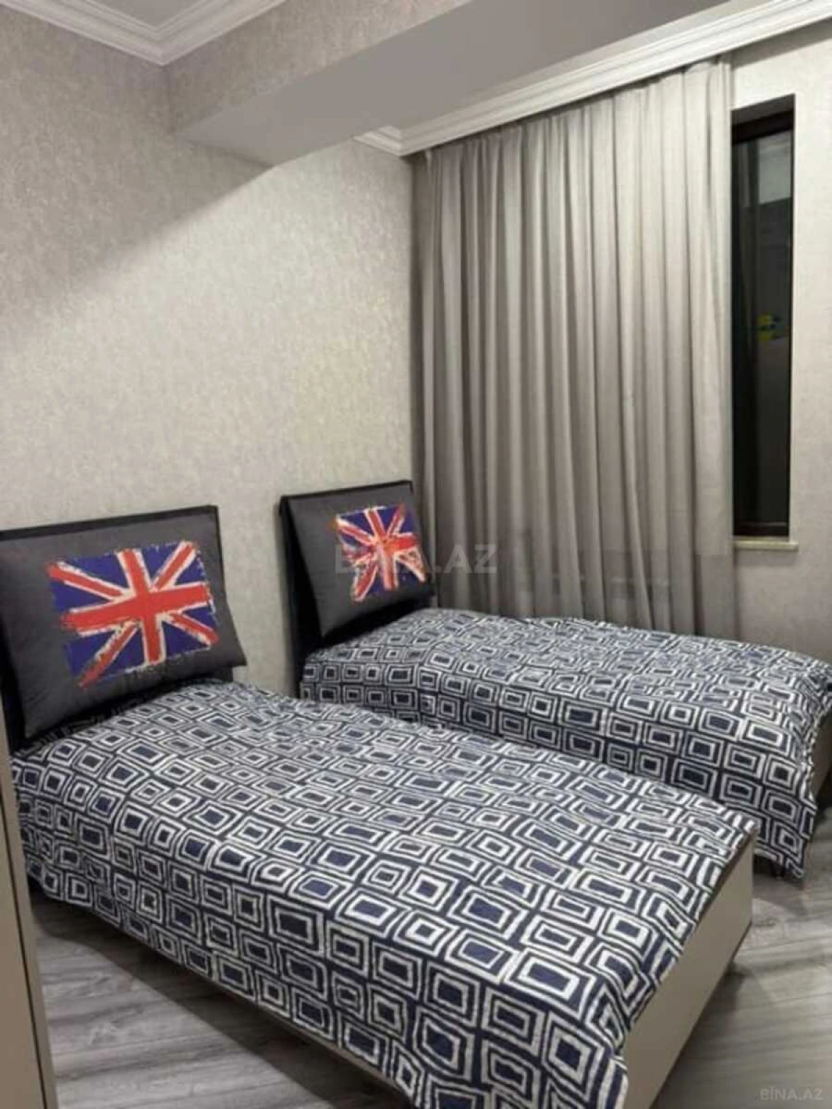 Kirayə verilir 3 otaqlı mənzil 105 m²