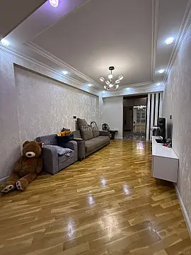 Satılır 2 otaqlı mənzil 96 m²