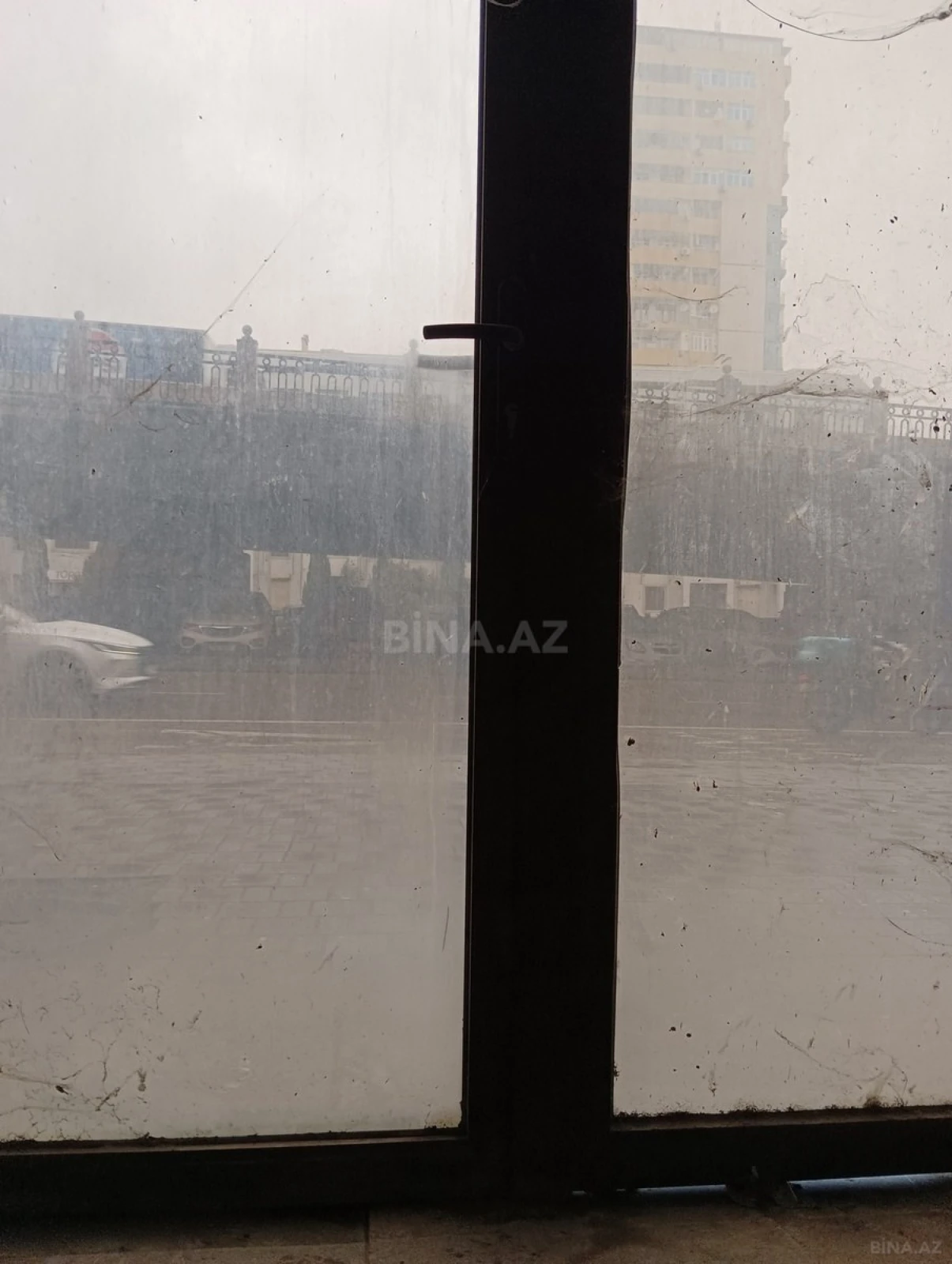 Satılır obyekt 59 m²