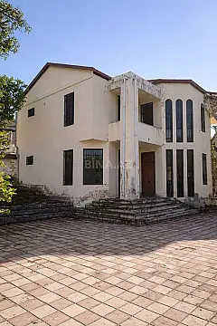 Satılır 7 otaqlı həyət evi 400 m² — Şamaxı 7 otaq 400.00 m²