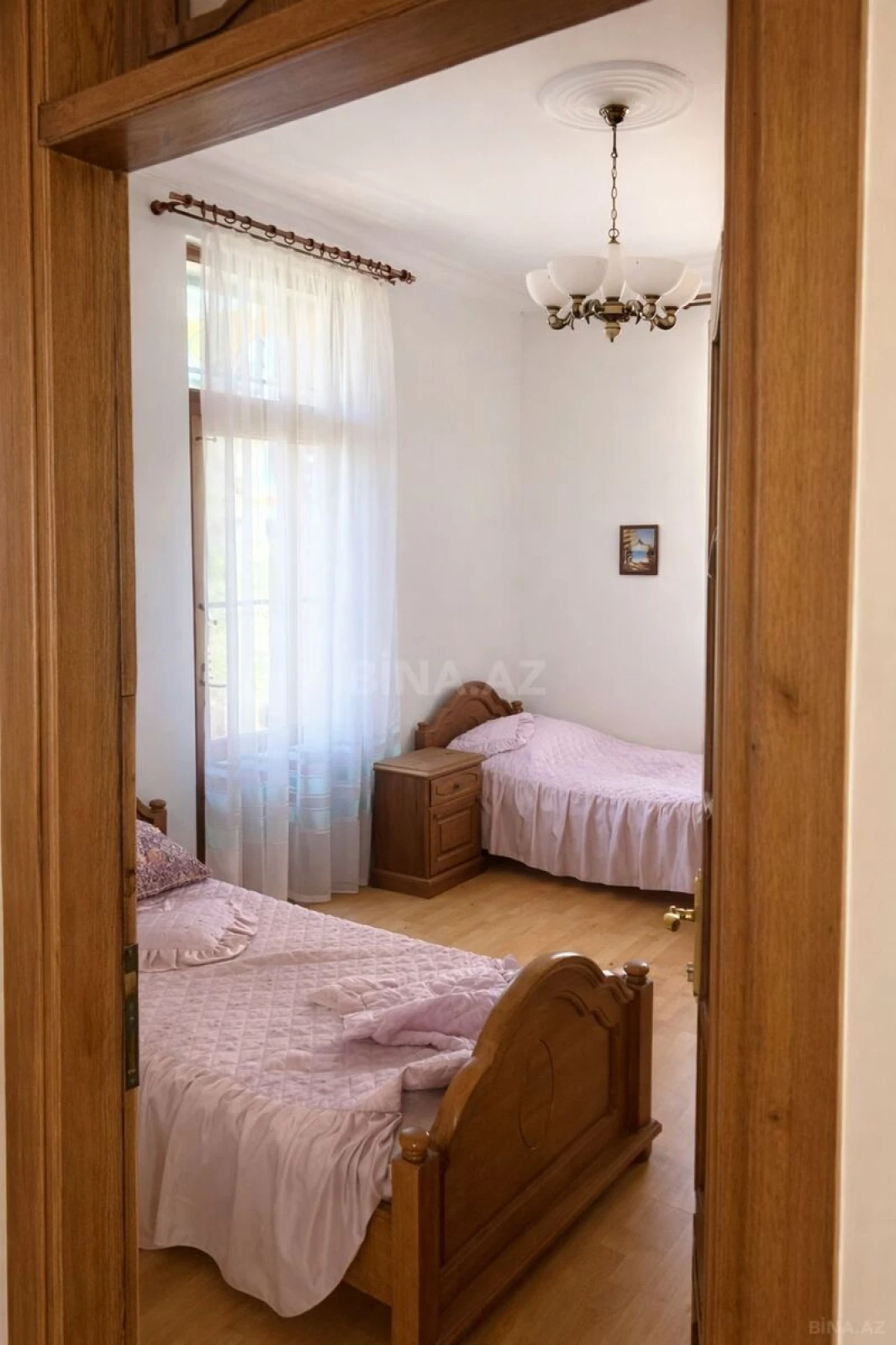 Satılır 7 otaqlı həyət evi 400 m²