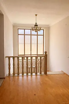 Satılır 7 otaqlı həyət evi 400 m²