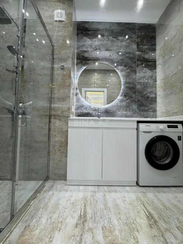 Satılır 2 otaqlı mənzil 65 m²