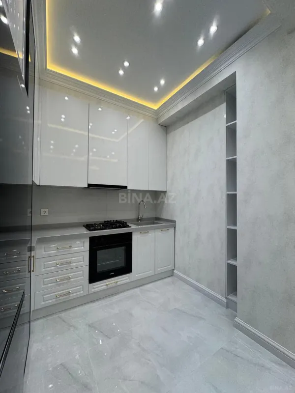 Satılır 2 otaqlı mənzil 65 m²
