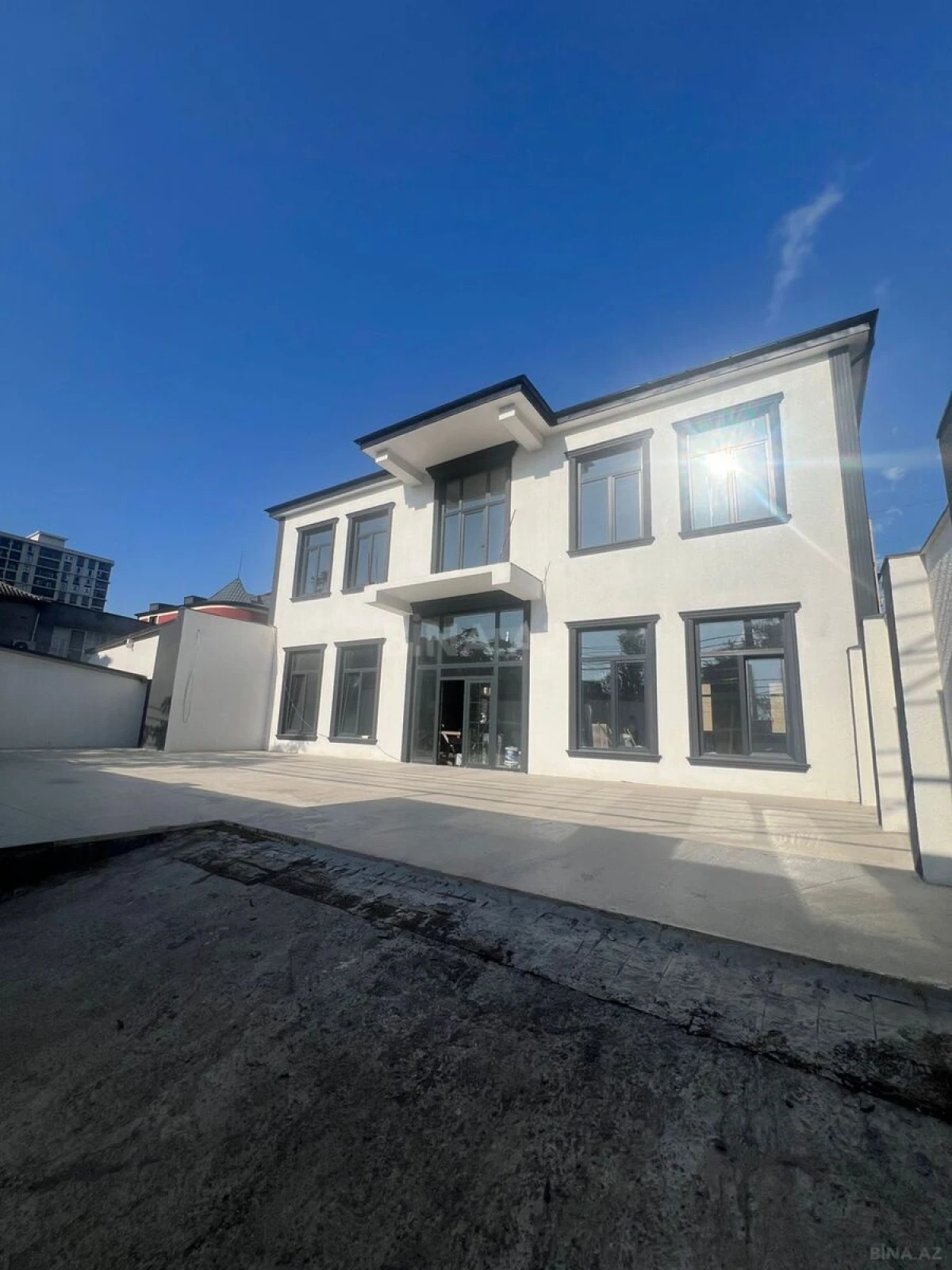 Kirayə verilir obyekt 400 m²