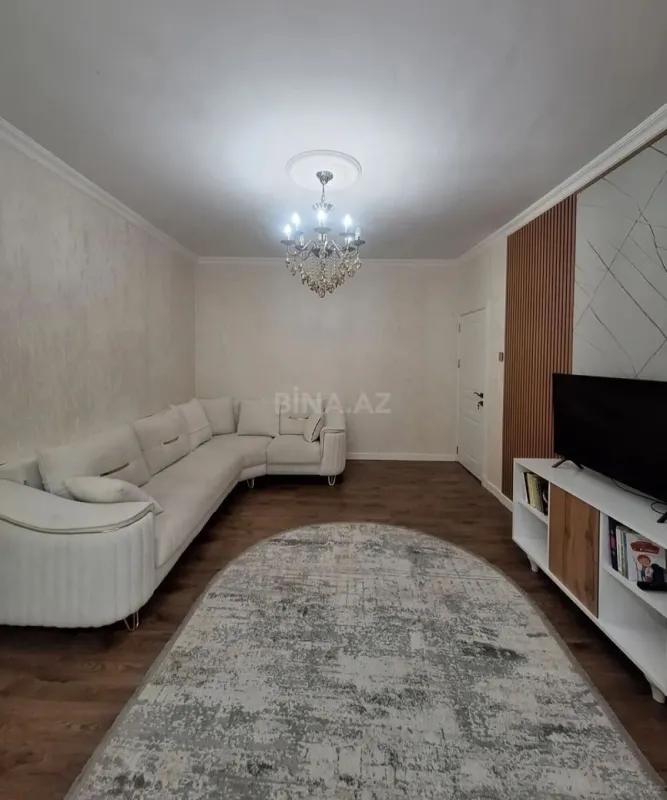 Satılır 2 otaqlı mənzil 72 m²