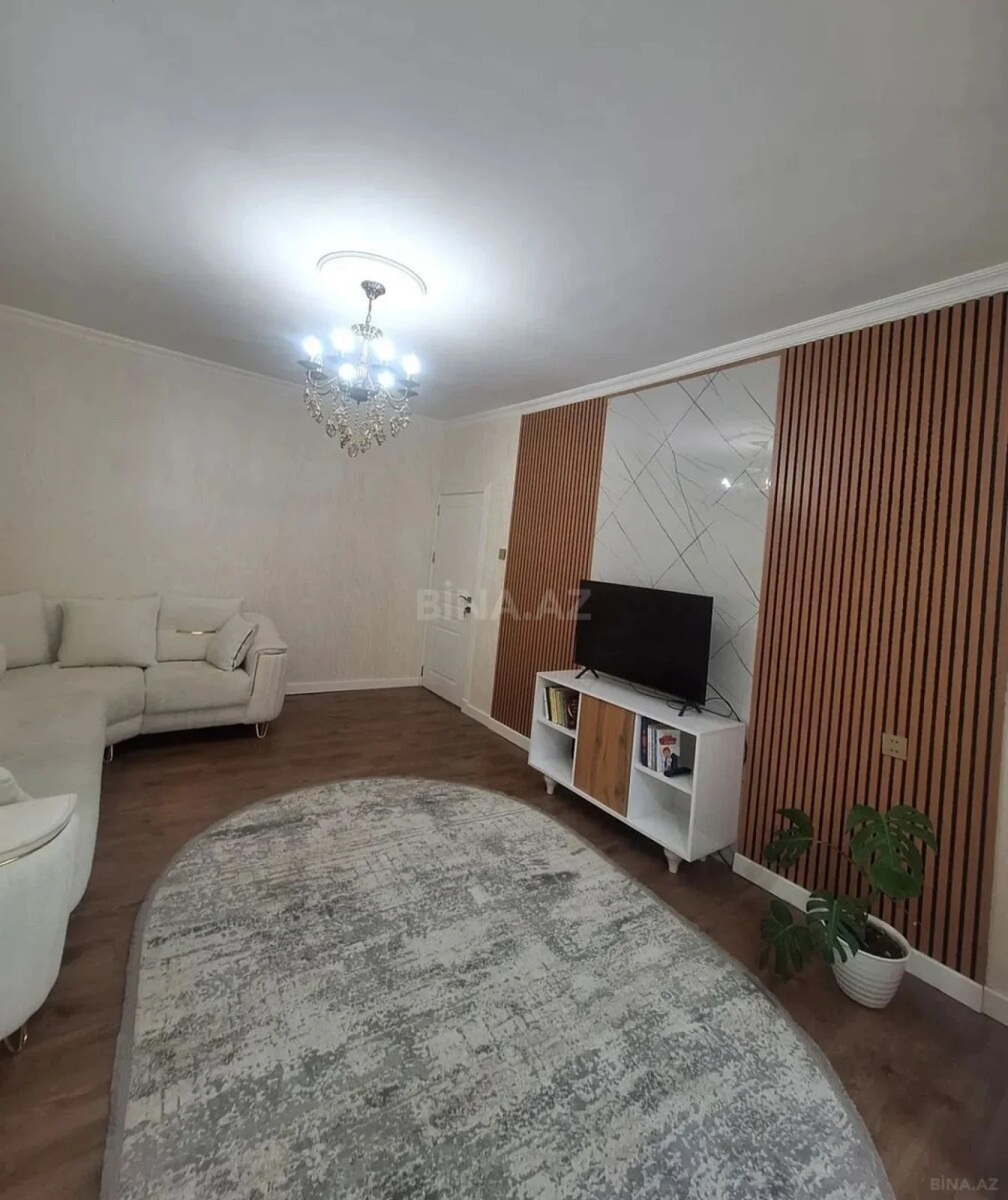 Satılır 2 otaqlı mənzil 72 m²