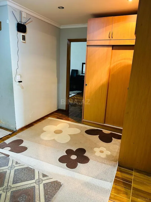 Satılır 3 otaqlı mənzil 95 m²
