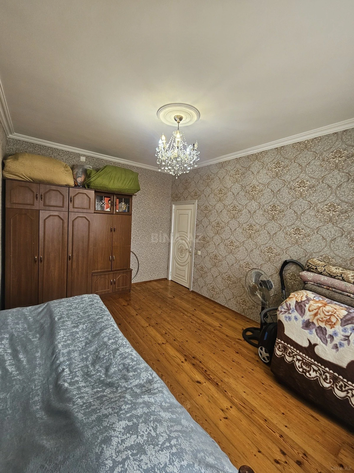 Satılır 3 otaqlı mənzil 96 m²