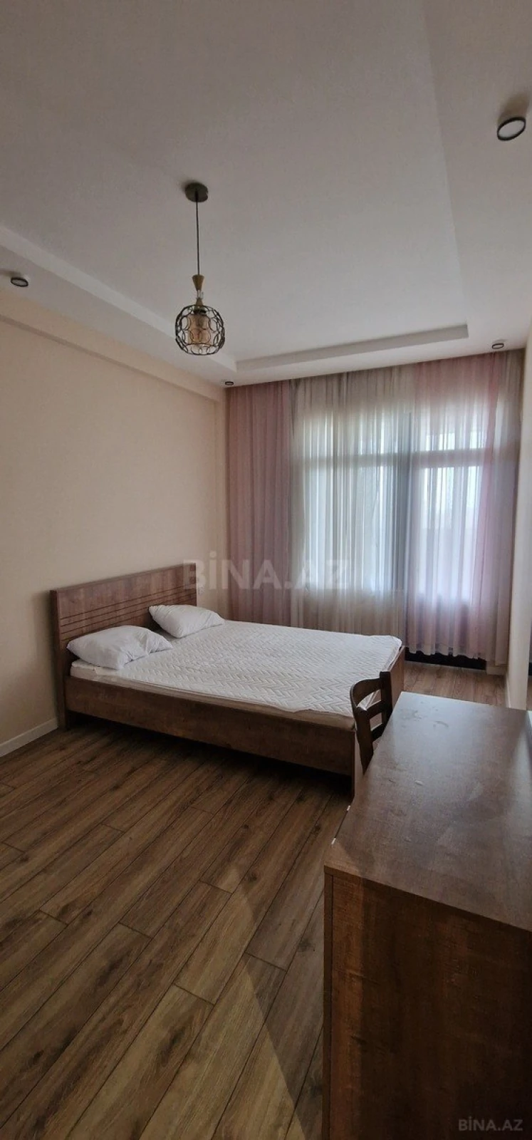 Kirayə verilir 2 otaqlı mənzil 65 m²