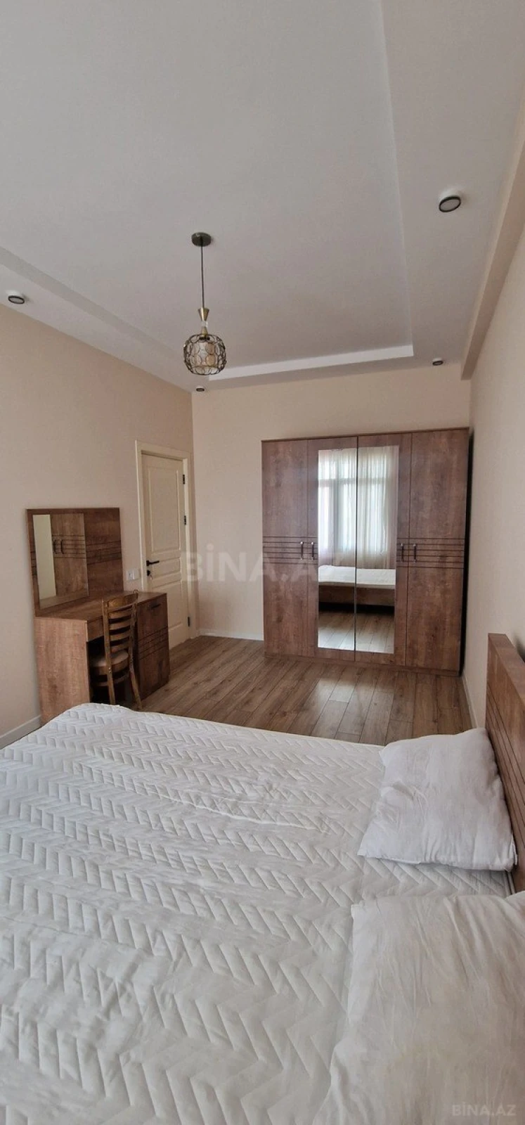 Kirayə verilir 2 otaqlı mənzil 65 m²