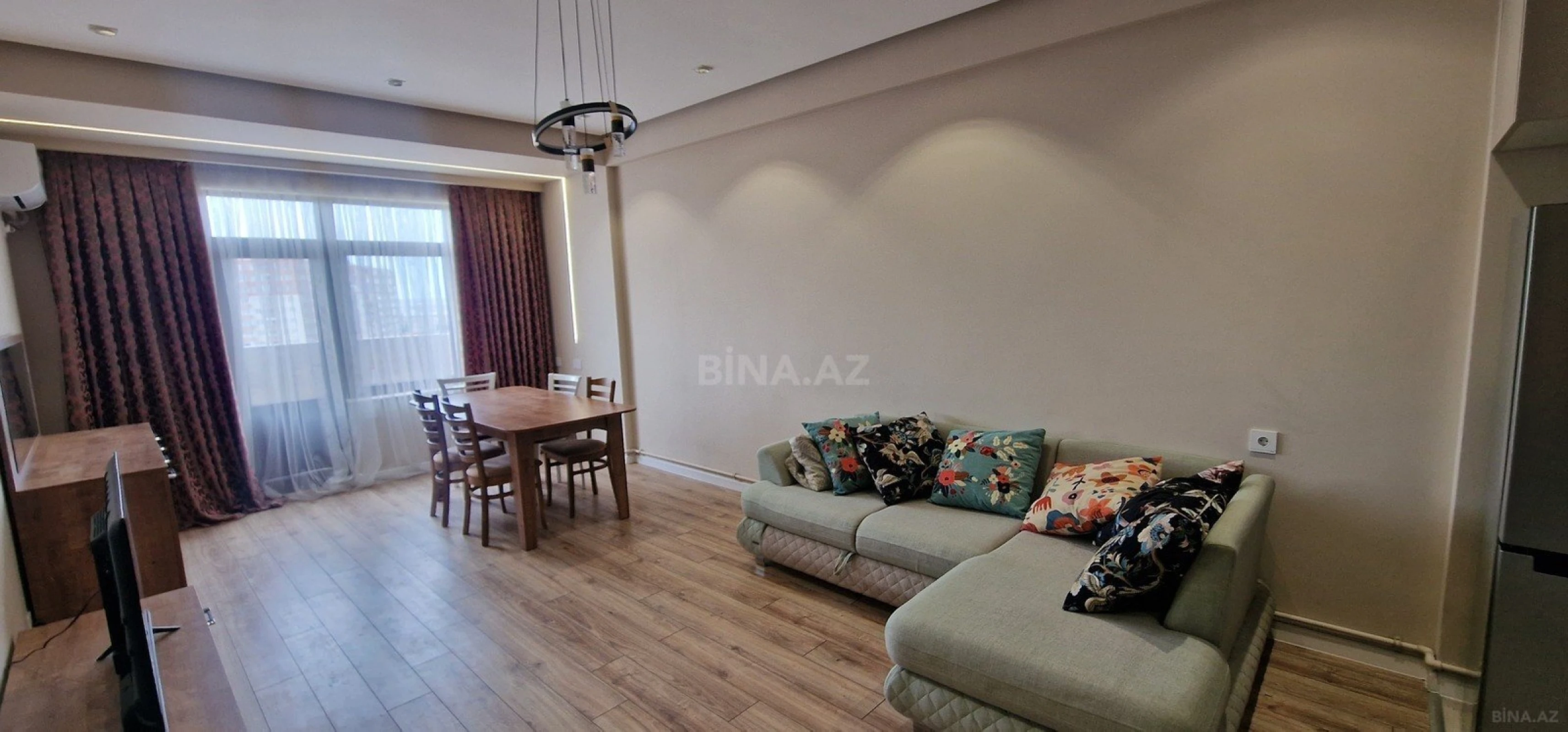 Kirayə verilir 2 otaqlı mənzil 65 m²