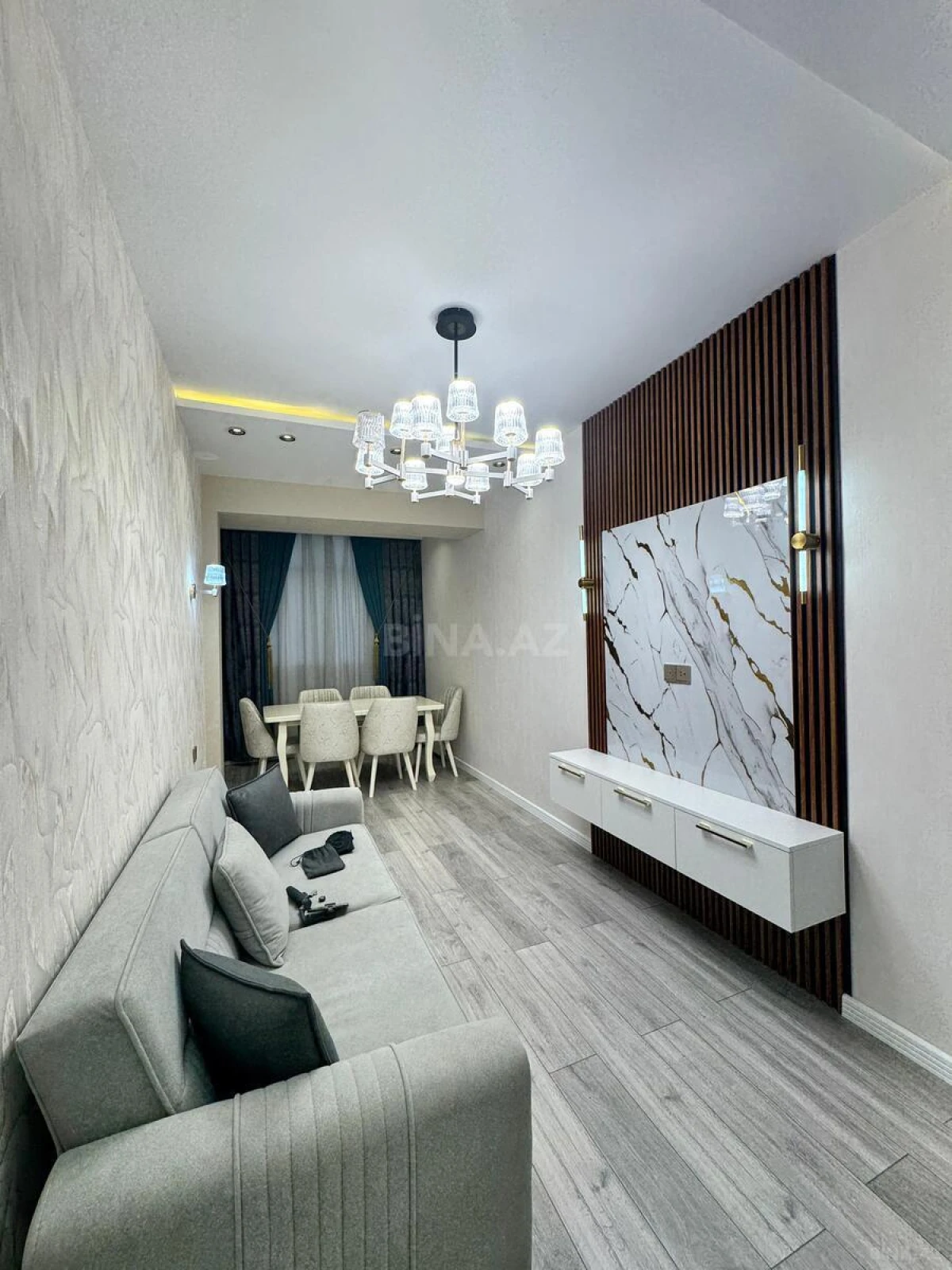 Satılır 2 otaqlı mənzil 79 m²