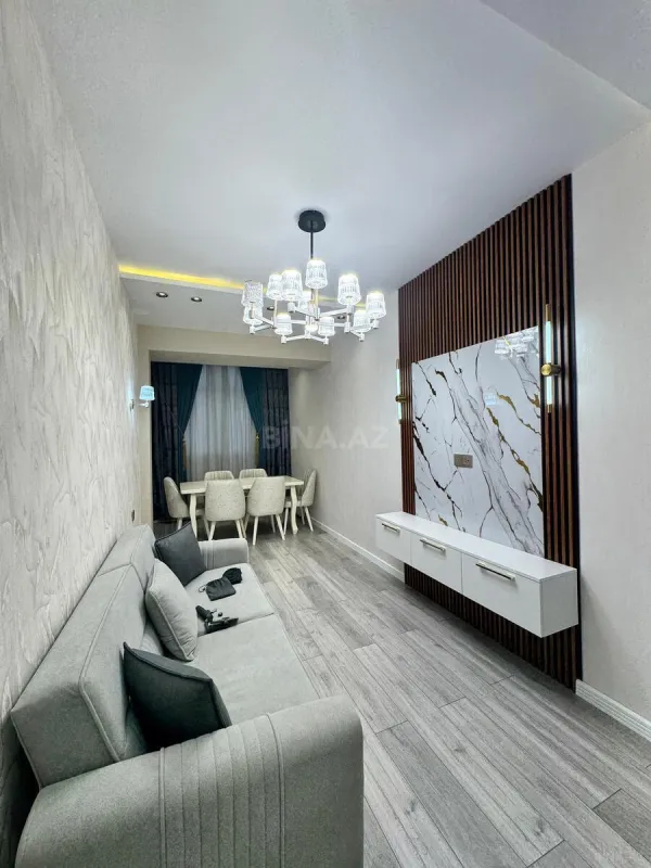 Satılır 2 otaqlı mənzil 79 m²