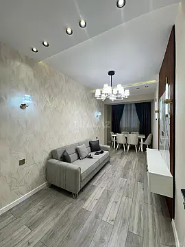 Satılır 2 otaqlı mənzil 79 m²