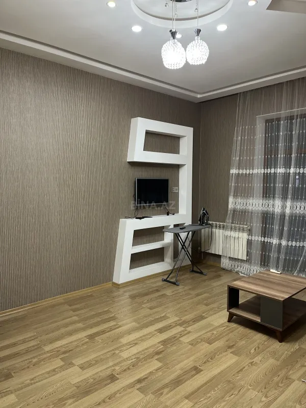 Kirayə verilir 2 otaqlı mənzil 71.6 m²