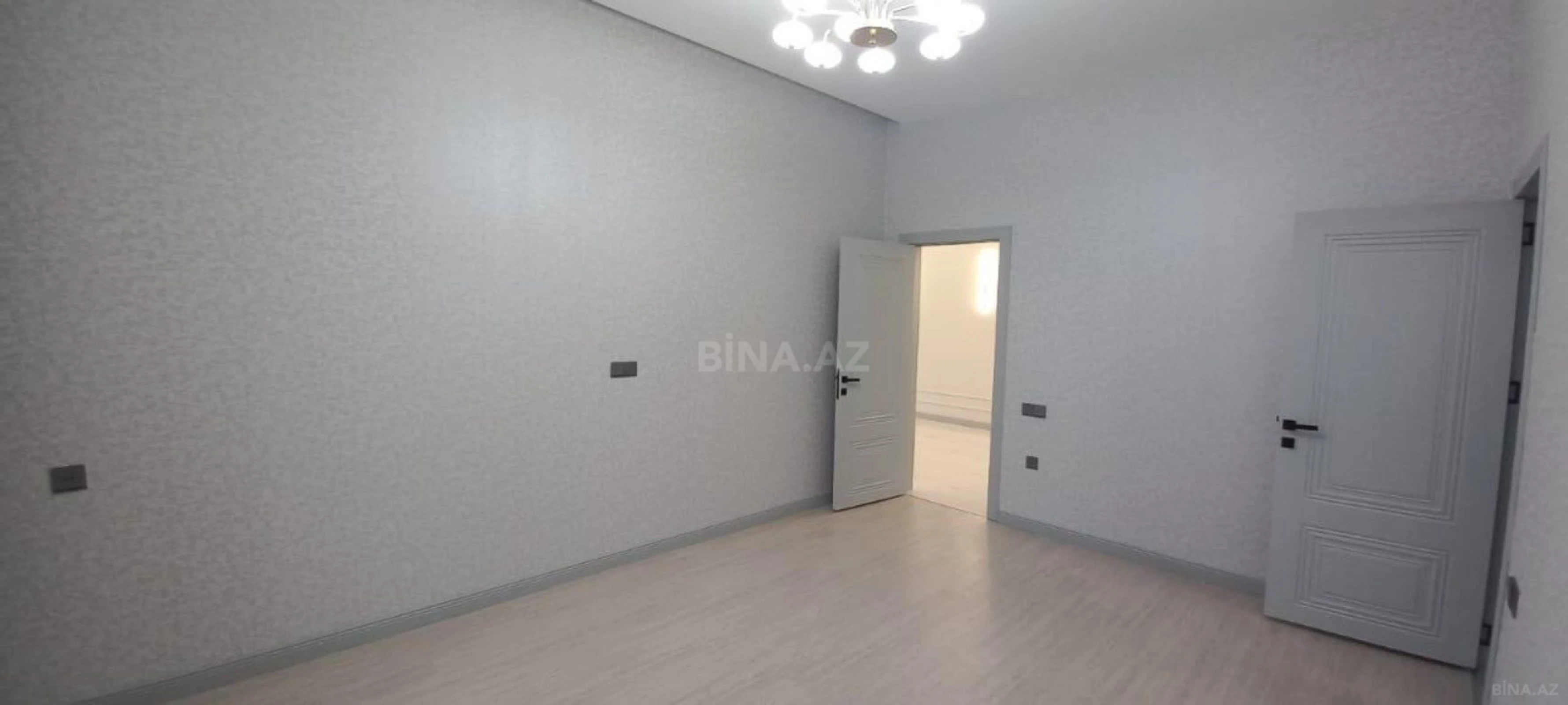 Satılır 4 otaqlı həyət evi 200 m²