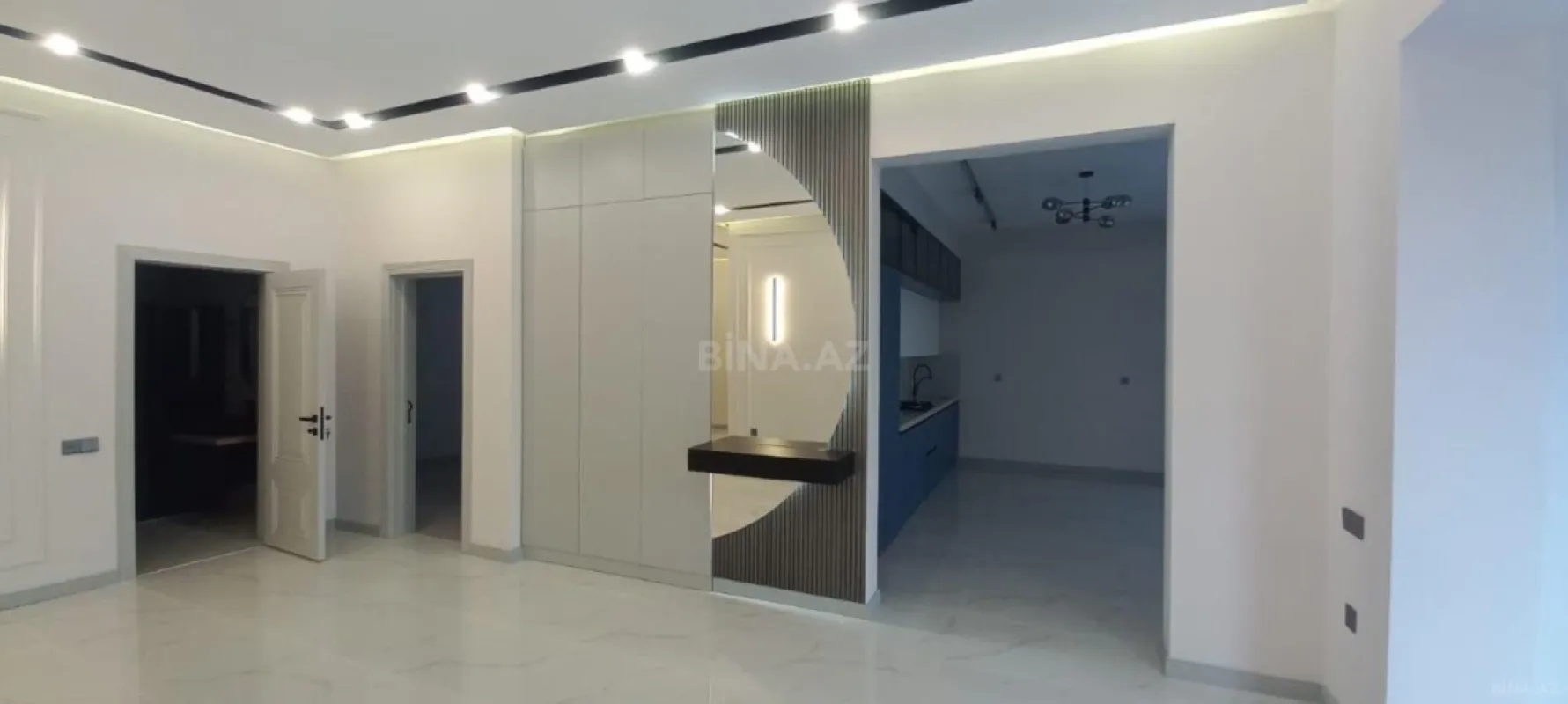 Satılır 4 otaqlı həyət evi 200 m²